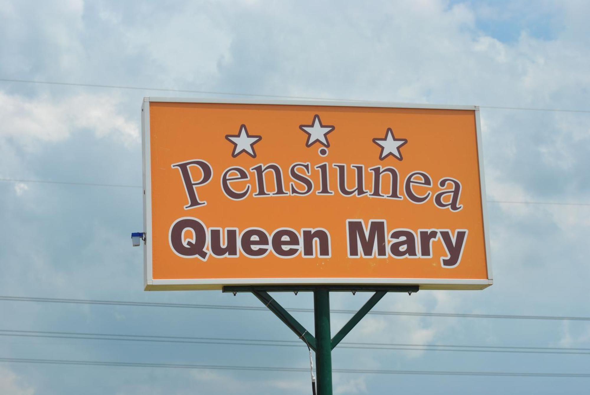 Pensiunea Queen Mary Sanpetru Ngoại thất bức ảnh